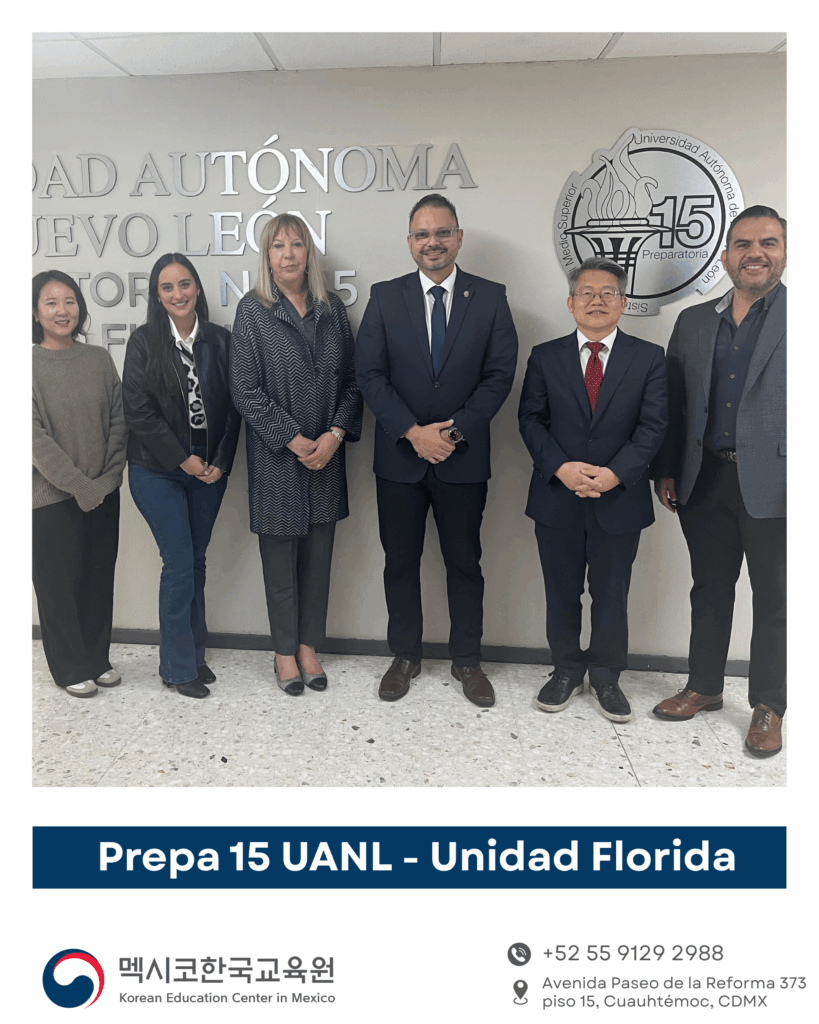 Autoridades de la Preparatoria 15 de la UANL y representantes del Centro de Educación Coreana en México durante la reunión en Monterrey.
