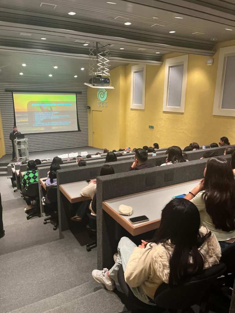 Visita institucional CCL UANL - plática del KECMX sobre Study in Korea