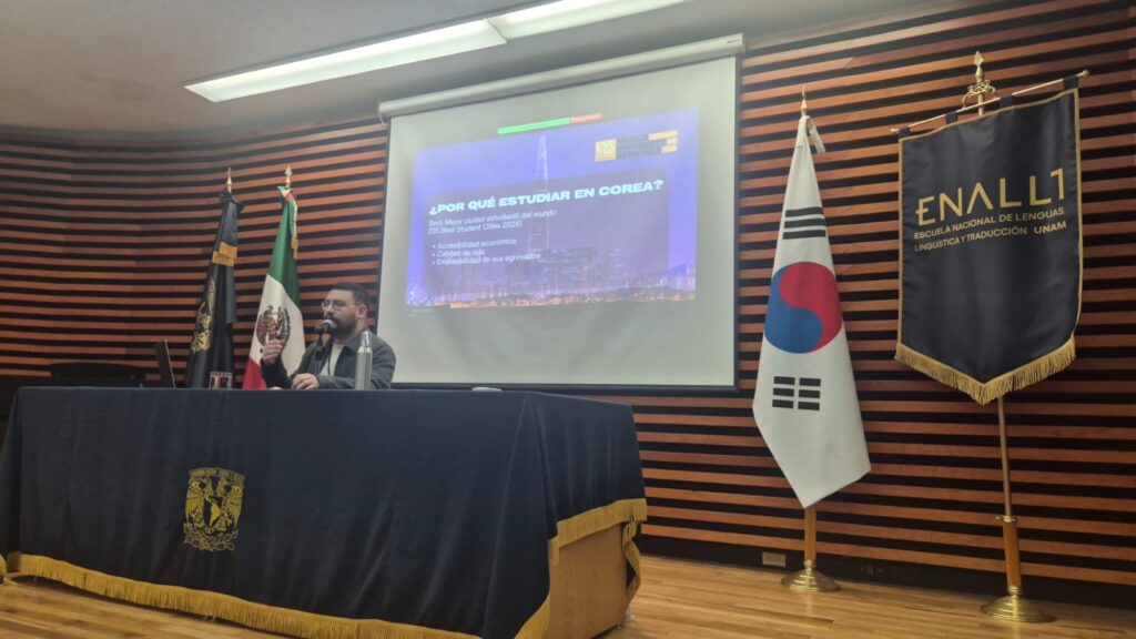 Charla sobre becas GKS en ENALLT UNAM abril 2026